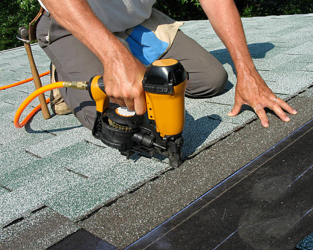 Best Commercial Roofing Services  in Fayette, IA