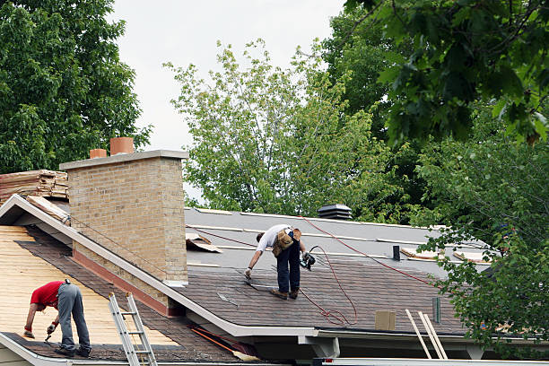 Best Flat Roof Repair Services  in Fayette, IA